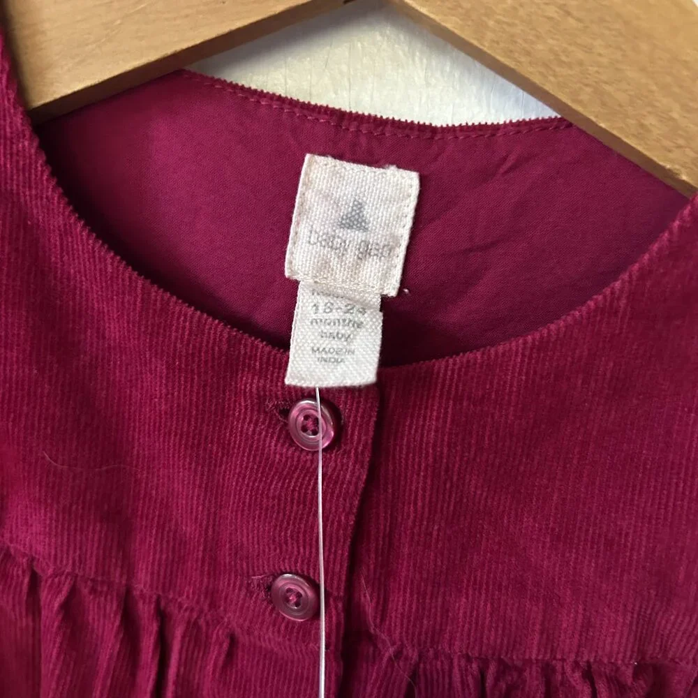 Baby Gap Corduroy Romper One Piece Baby Toddler 18-24 Months Maroon NWT Buttons